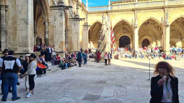 Así vivimos en directo el desfile de carros y pendones y las Cantaderas