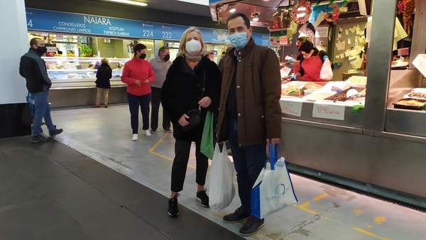 Navidad 2020: Las compras de Navidad en Bilbao, en directo: último sábado para realizar las compras navideñas antes de Nochebuena