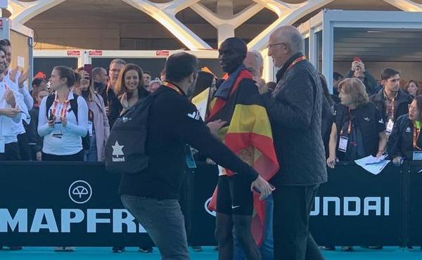 El Maratón de Valencia, en directo online: Alayew destroza el récord