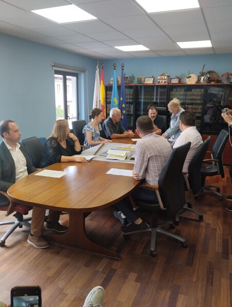 Pleno de investidura de Onís