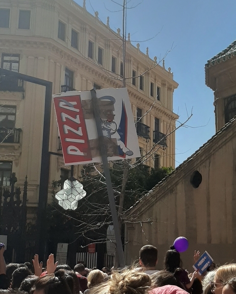 Fin de fiesta en el Salón