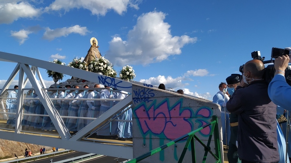 Así hemos contado la bajada de la Virgen de la Montaña en Cáceres