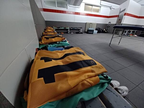 Directo | El Guijuelo pierde el liderato y encaja su primer gol; victoria del Salamanca UDS