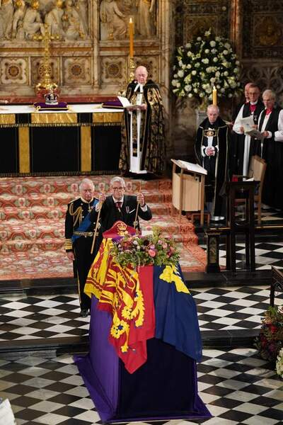 Lord Chambelán protagoniza uno de los momentos más emotivos de la ceremonia religiosa (BBC)