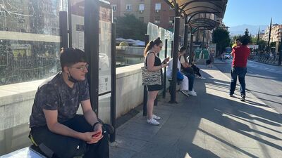 Así hemos vivido la huelga de autobuses en Granada este viernes