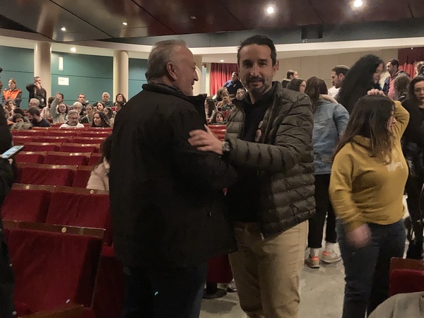 Carnaval de Badajoz: Los Chungos conquistan el bastón de mando de las murgas