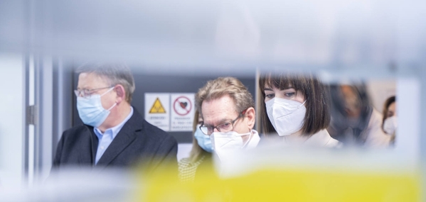 Aznar, Rajoy y Feijoo en Valencia | DIRECTO | Feijóo une a Aznar y Rajoy en Valencia