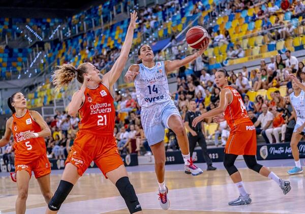Valencia BC - Perfumerías Avenida: resultado y resumen de la final de la Supercopa Femenina de Baloncesto