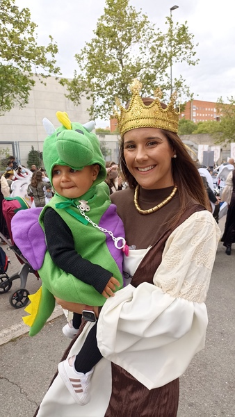 Así hemos contado el desfile de San Jorge de Cáceres