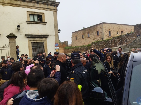 Así ha vivido Cáceres el ambiente de una jornada histórica