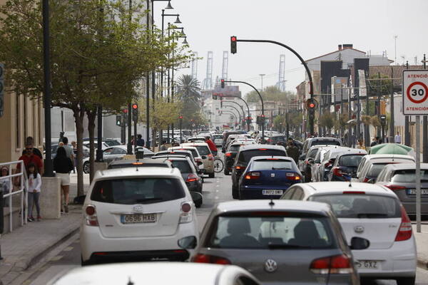 Una vuelta a casa marcada por varios accidentes en la Comunitat