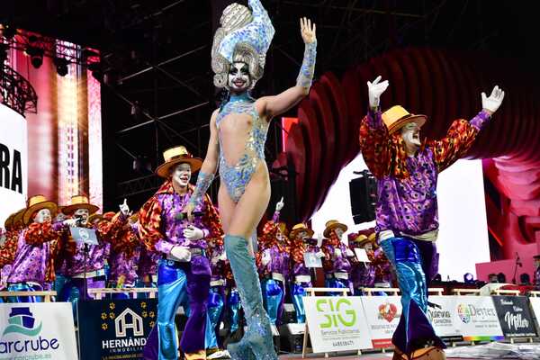 Emoción, crítica e ironía en la primera fase del concurso de murgas del carnaval de Las Palmas de Gran Canaria