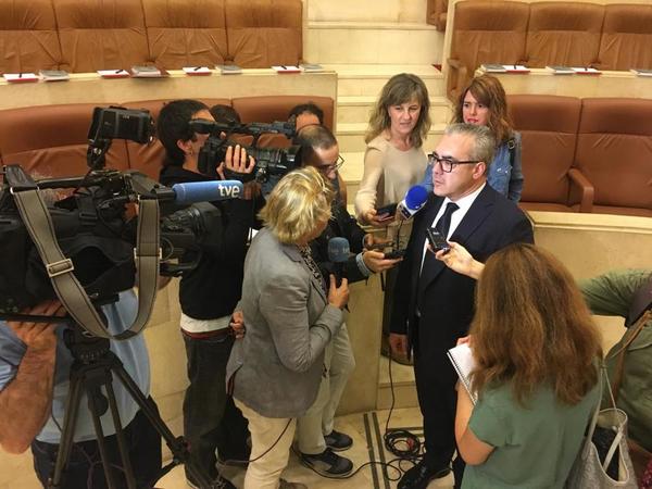 Minuto a minuto de un día de luto en Cantabria