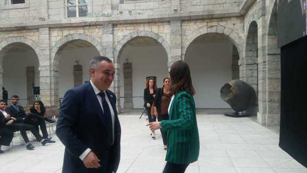 Llegan los primeros diputados del PRC al Parlamento