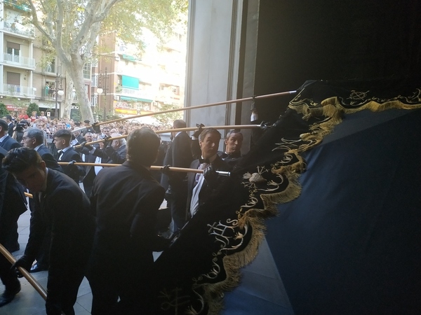 Procesión de la Virgen de las Angustias en directo | Sigue minuto a minuto la procesión