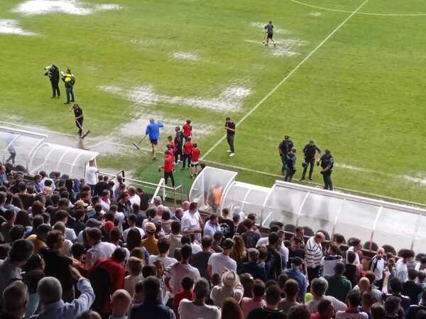 Todo o nada en un Helmántico lleno como en sus mejores días