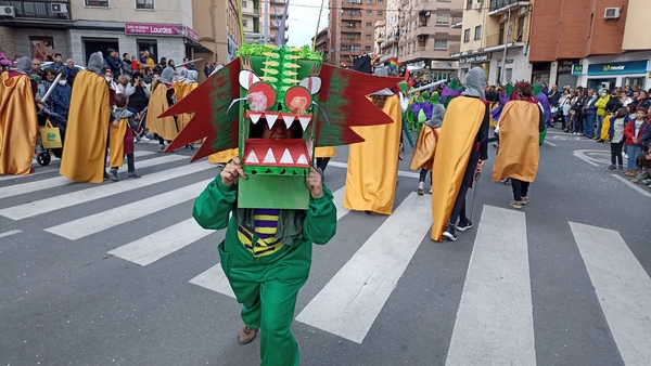 Así hemos contado el desfile de San Jorge de Cáceres
