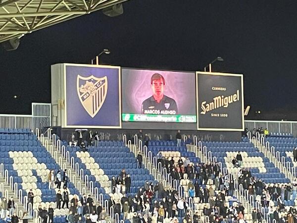 Imagen de Marcos Alonso en el videomarcador de La Rosaleda.
