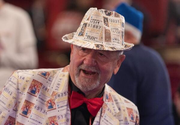 El traje más adecuado para el día de hoy. Foto: EP