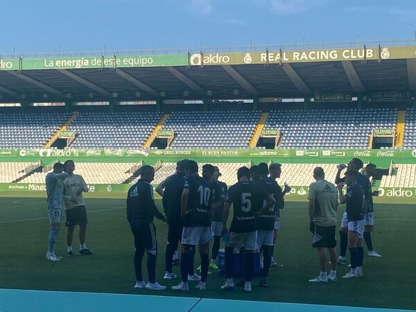 El Real Oviedo echa de menos el gol antes de la Liga