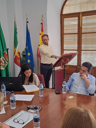 Así hemos contado la constitución de los ayuntamientos extremeños