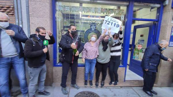 Lotería de Navidad 2021: Directo | El Gordo de Navidad reparte 2.408 millones