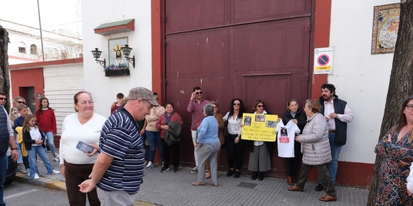 Semana Santa 2023, en directo: Jueves Santo en las calles de Cádiz capital