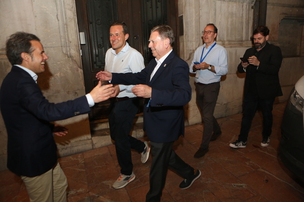 El PSOE gana las elecciones en Asturias