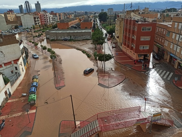 Borrasca 'Gloria' | Calles inundadas y colegios sin clase en varios municipios de la Región de Murcia