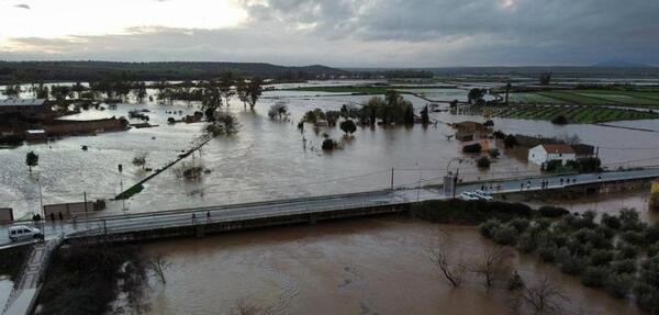 Cáceres reabre las instalaciones y parques públicos clausurados por la tormenta