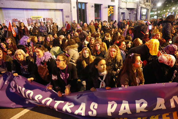 Histórica marcha por la mujer en Asturias