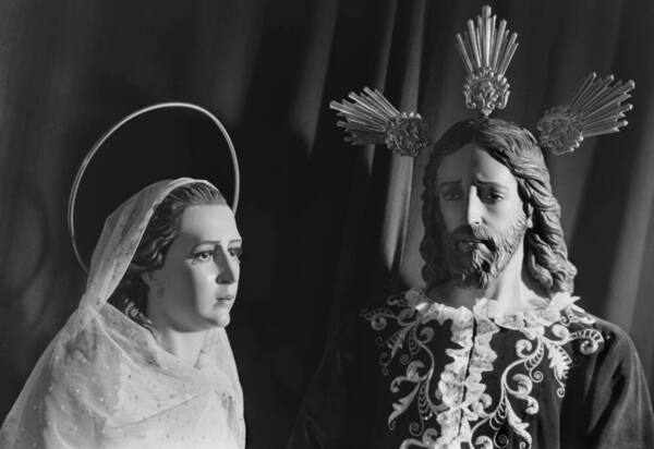 La Virgen de Gracia y Jesús del Rescate. Foto: Fondo Bienvenido-Arenas. Archivo Histórico CTI-UMA