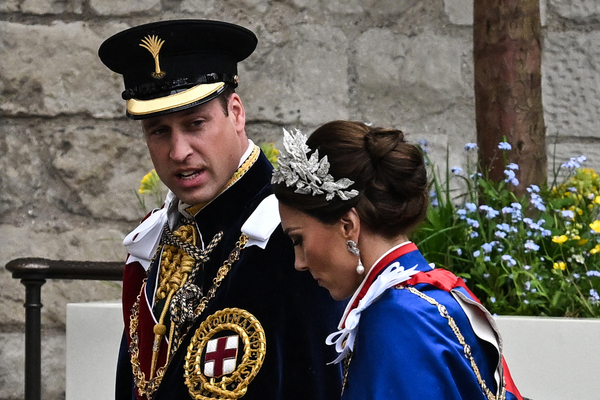 Coronación del Rey Carlos III y Camila, en directo: saludo desde el balcón de Buckingham, ceremonia, vestidos de invitados y última hora hoy