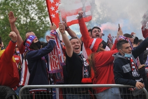 Los aficionados del Atlético de Madrid llenan Valladolid