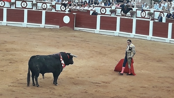 Última puerta grande en la Feria Taurina de Begoña