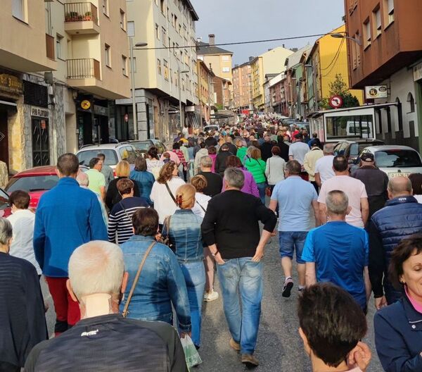 ¿Y en Villablino? Aquí están sus gentes reivindicando futuro.