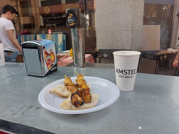 Carnaval de Badajoz: San Roque entierra a su sardina pero Badajoz continúa de carnaval