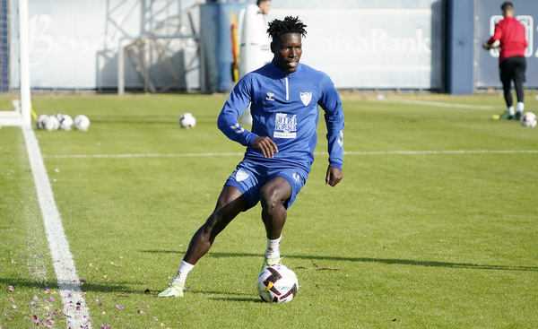 Lumor, en un entrenamiento de esta semana. MARIANO POZO