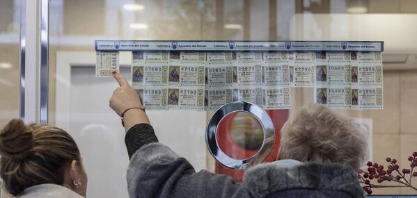 Lotería de Navidad 2022: Directo | Salen dos quintos seguidos