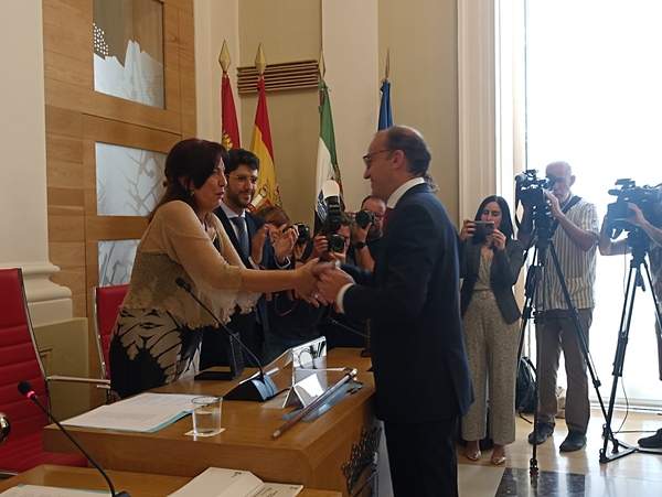 Así hemos contado la constitución de los ayuntamientos extremeños