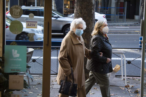 El Gobierno bajará el IVA de las mascarillas del 21 al 4%