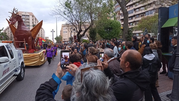 Así hemos contado el desfile de San Jorge de Cáceres